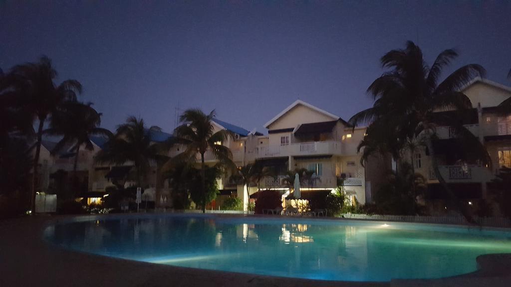 Villa In Le Tamier, 4 Bedrooms, 300M Flic En Flac Beach エクステリア 写真