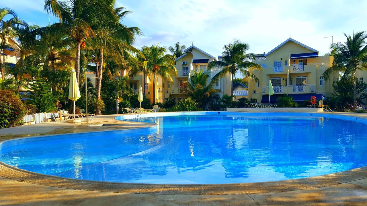 Villa In Le Tamier, 4 Bedrooms, 300M Flic En Flac Beach エクステリア 写真