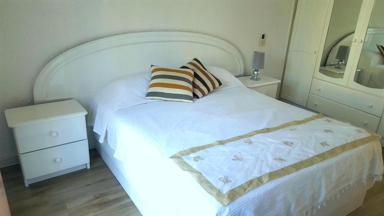 Villa In Le Tamier, 4 Bedrooms, 300M Flic En Flac Beach エクステリア 写真
