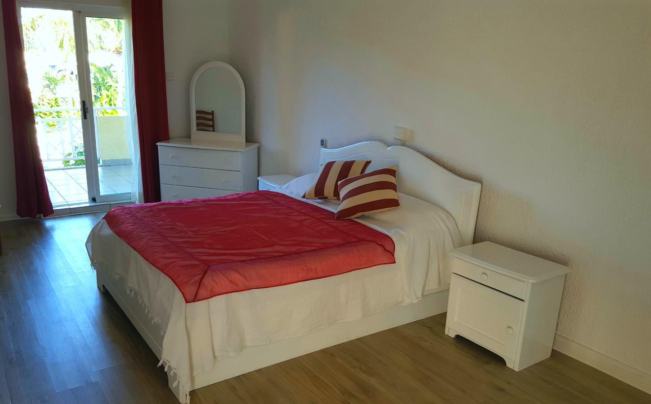 Villa In Le Tamier, 4 Bedrooms, 300M Flic En Flac Beach エクステリア 写真